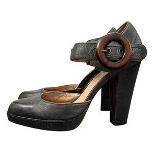 Frye Heidi Two Piece ankle strap platform heels in Green Leather Size 6.5 M